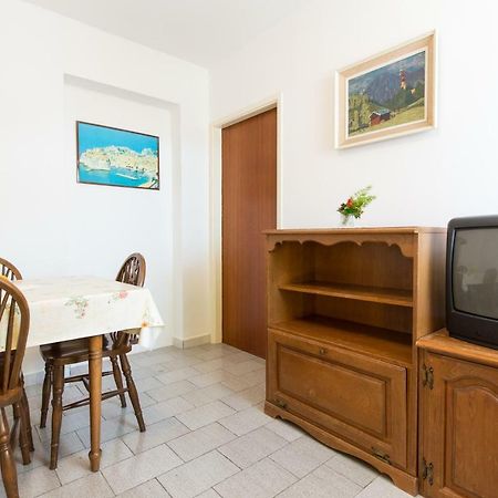 Apartment Pavacic Veglia Exterior foto